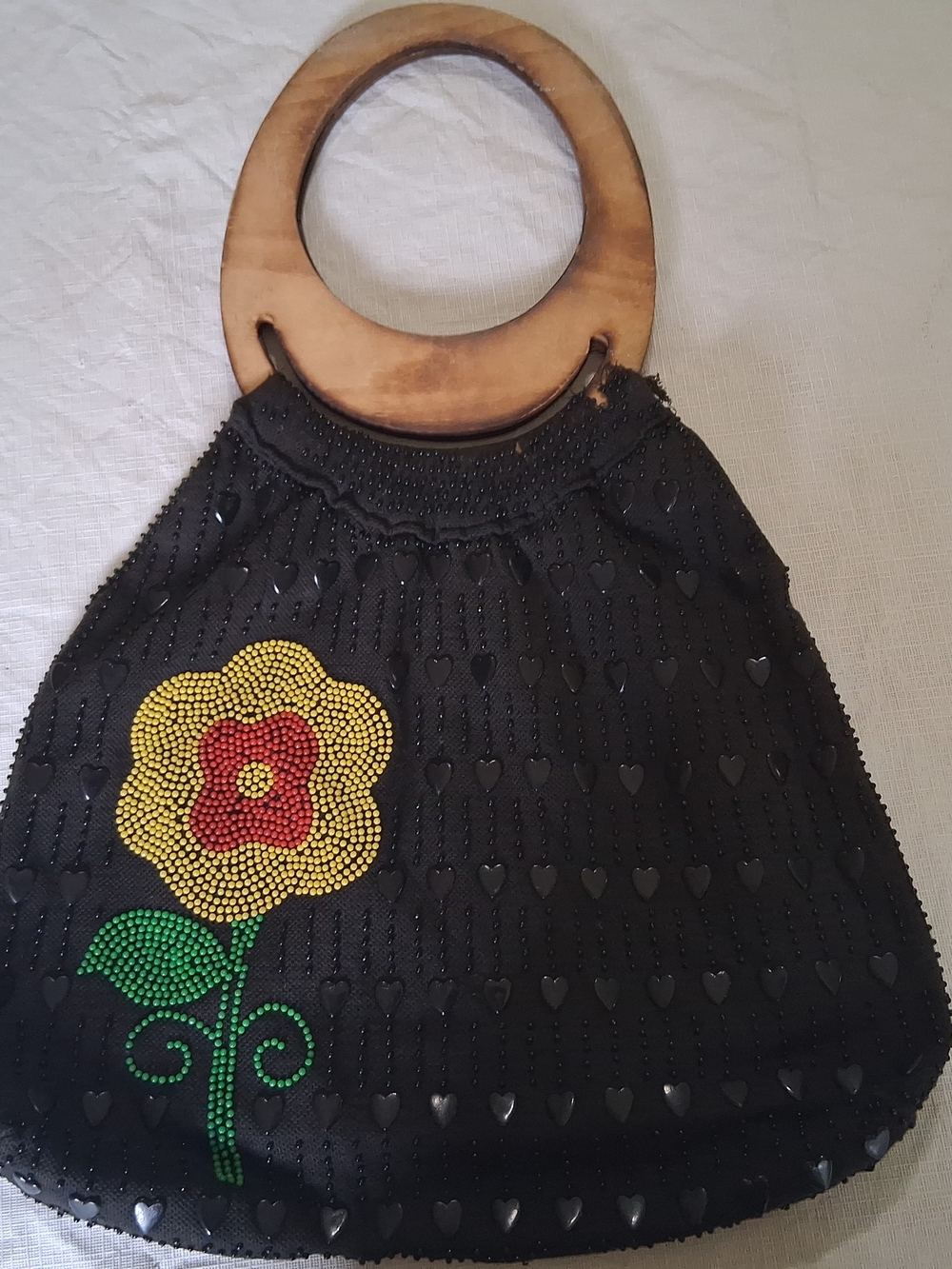Vtg. Mrs. Jonas Black Hearts Beaded Yellow Beaded Flower Bag Purse Wood Handles